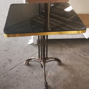 black-square-marble-table-2