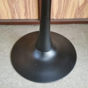 marble-tulip-cafe-table