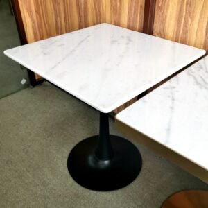 marble-tulip-cafe-table5